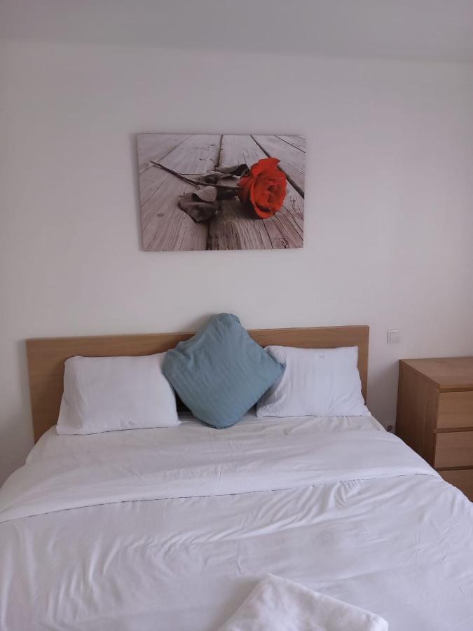 לוקסמבורג Large Room In Schuttrange Free Parking 10Mins To Airport Excellent Customer Services מראה חיצוני תמונה